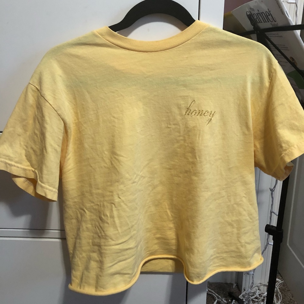 Brandy Melville Honey embroidered Shirt